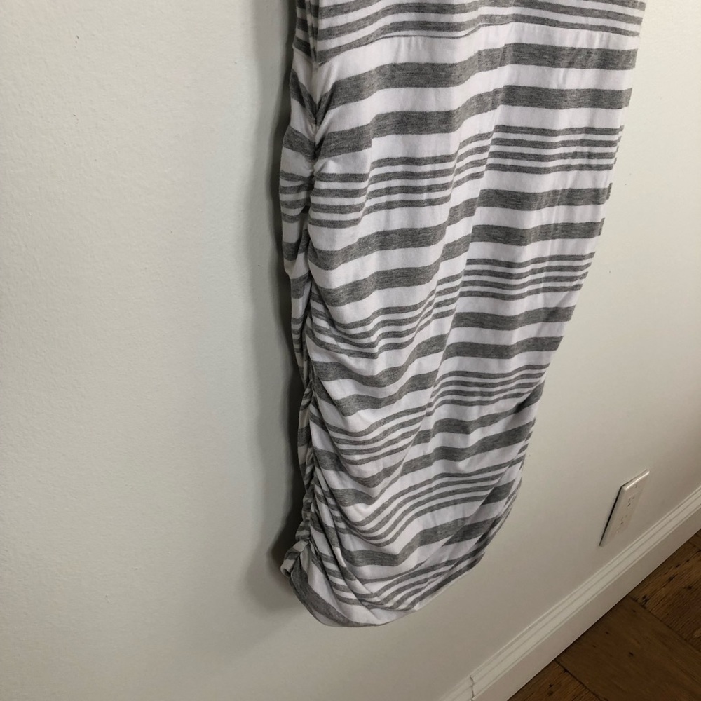 Athleta Topanga V-neck gray striped ruched jersey knit dress size small - Picture 4 of 6